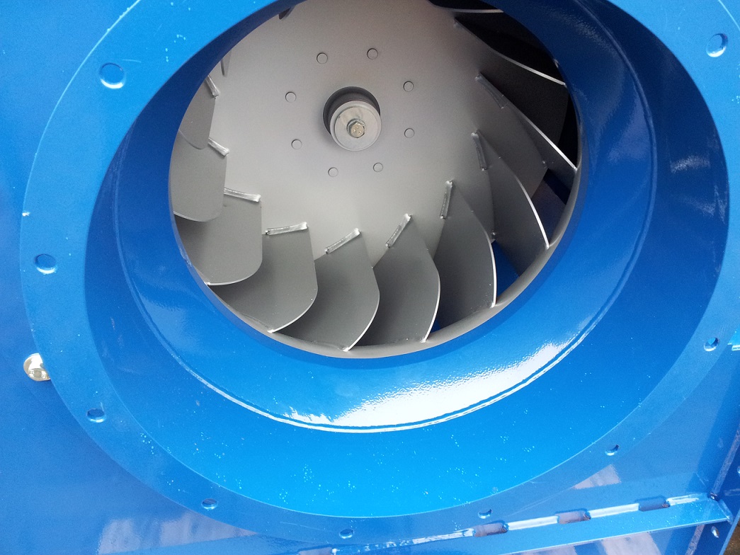 Intrarea radială a ventilatorului și rotorul